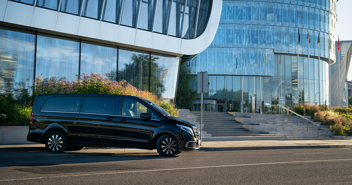 Mercedes-Benz V-Class rent
