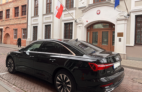 NATO delegation service