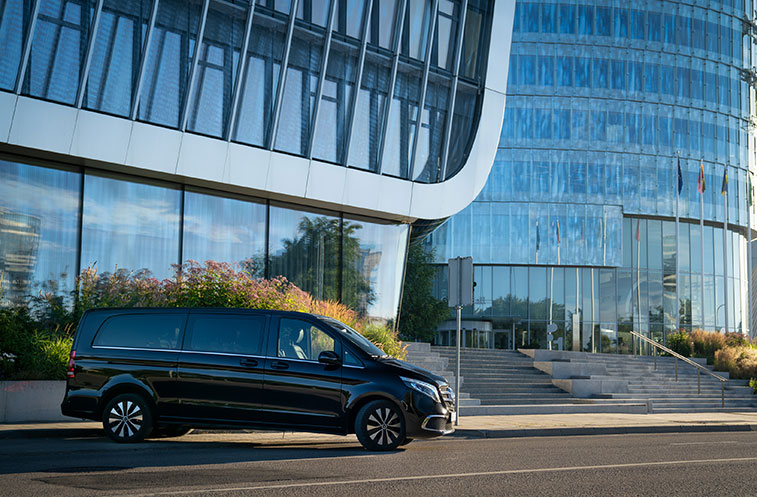 Minivan rent for business trips