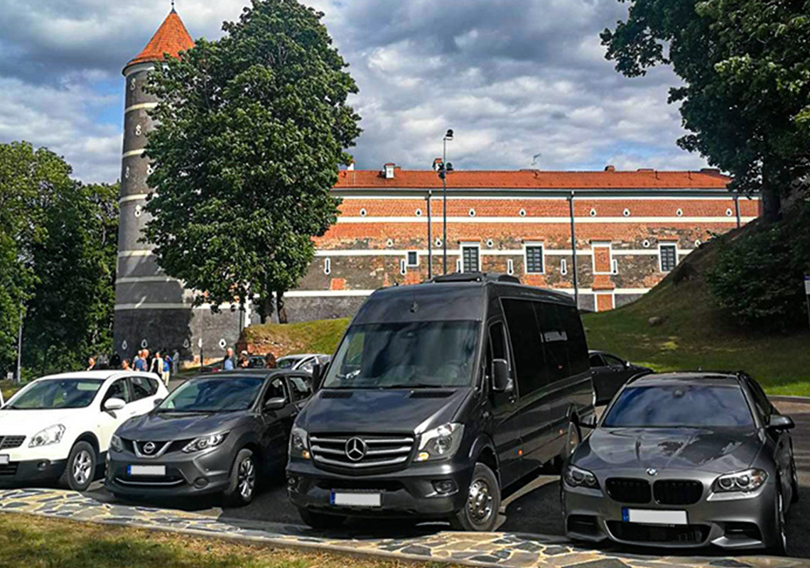 Mikroautobusai eskursijoms